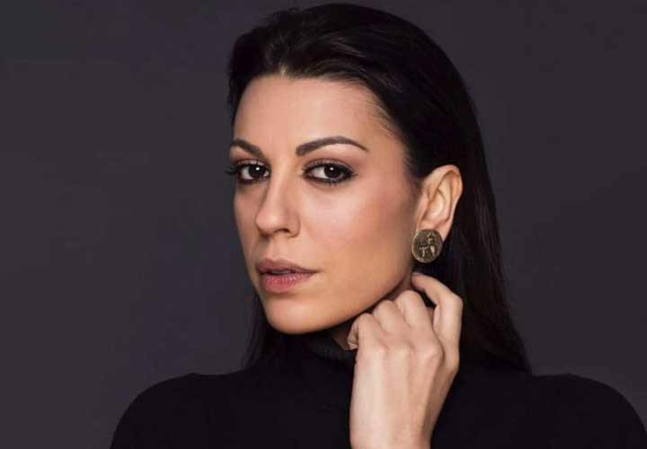 Άννα Μενενάκου