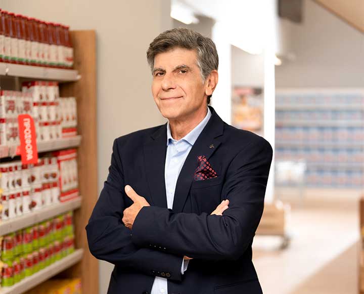 Γιάννης Μπέζος