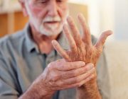 Senior,,Man,And,Hands,Pain,In,Home,,Arthritis,And,Osteoporosis Senior,,Man,And,Hands,Pain,In,Home,,Arthritis,And,Osteoporosis
